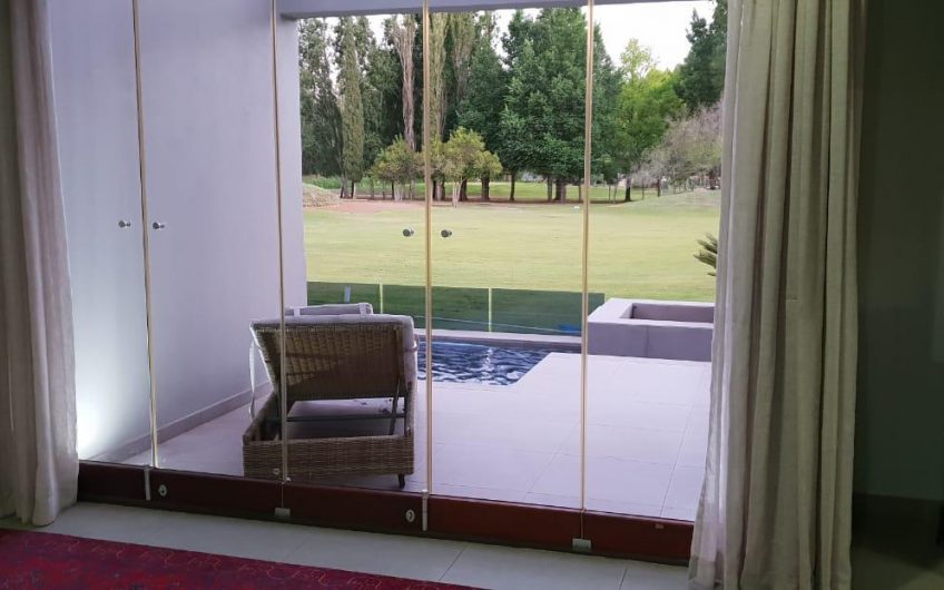 4 Bedroom House in Magersfontein Memorial Golf Estate