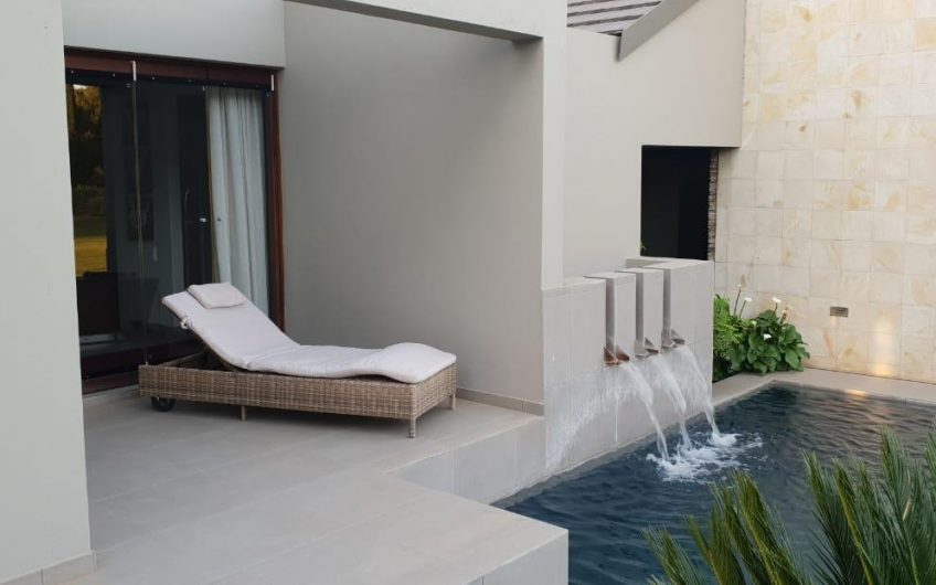4 Bedroom House in Magersfontein Memorial Golf Estate