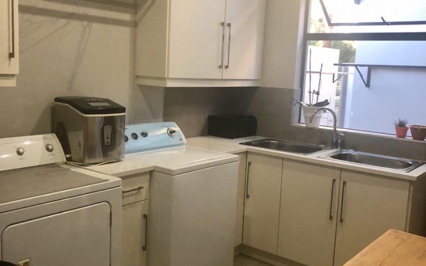4 Bedroom House in Magersfontein Memorial Golf Estate