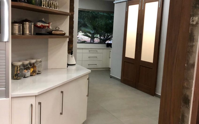 4 Bedroom House in Magersfontein Memorial Golf Estate
