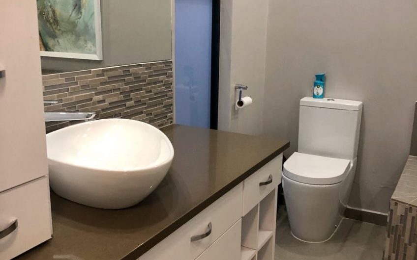 4 Bedroom House in Magersfontein Memorial Golf Estate
