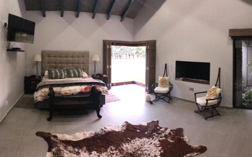 4 Bedroom House in Magersfontein Memorial Golf Estate